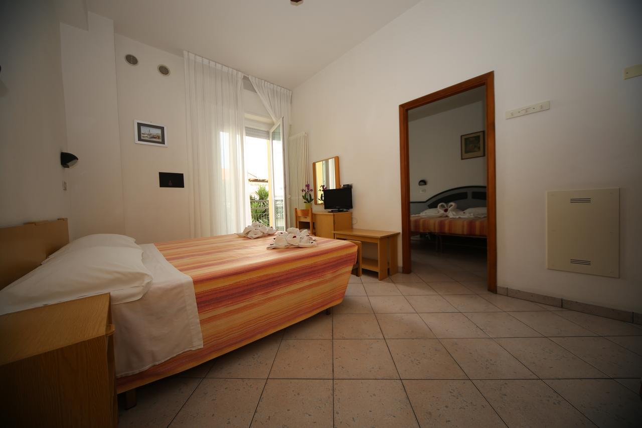 Hotel Lugano Каттоліка Екстер'єр фото
